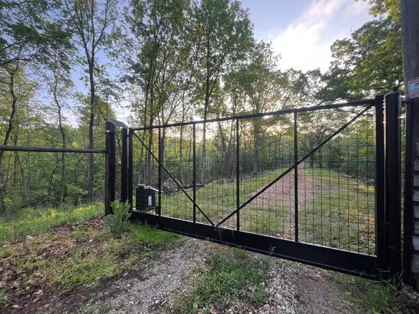 000 Farm Road 2170, Exeter, MO 65647