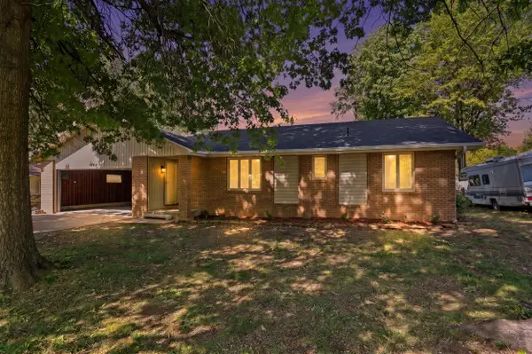 3319 N Dysart Avenue, Springfield, MO 65803