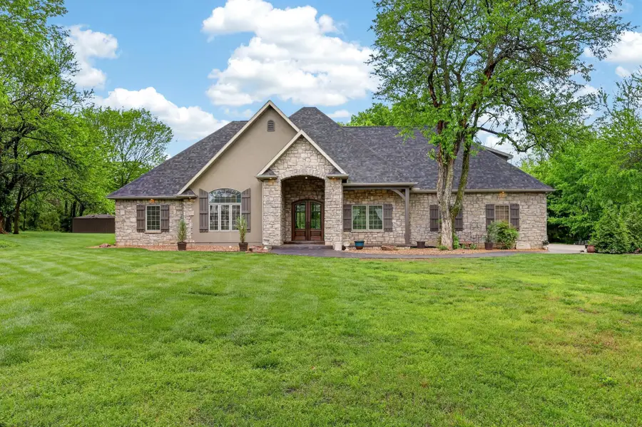 2335 S Ressie Drive, Carthage, MO 64836 - #3