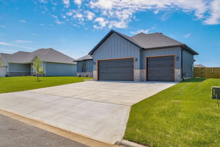 1453 N Collins Drive, Republic, MO 65738 - #2