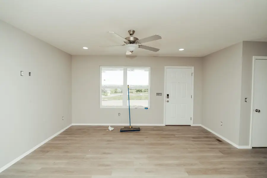 1371 E Macon Street, Republic, MO 65738 - #3