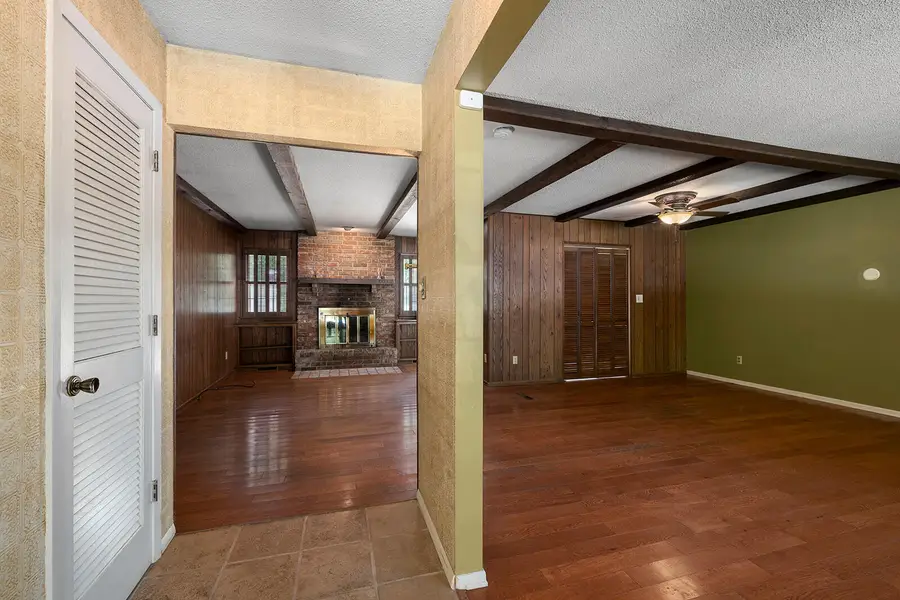 3606 S Parkhill Avenue, Springfield, MO 65807 - #3