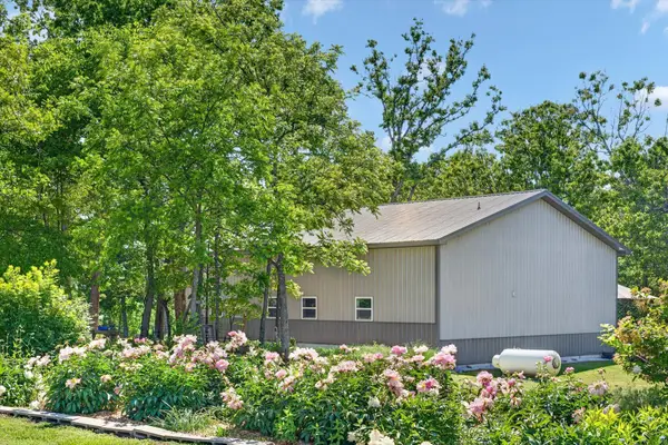8294 W Veterans Boulevard, Clever, MO 65631