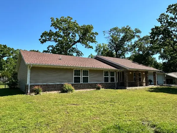 907 Liberty Drive, Seneca, MO 64865