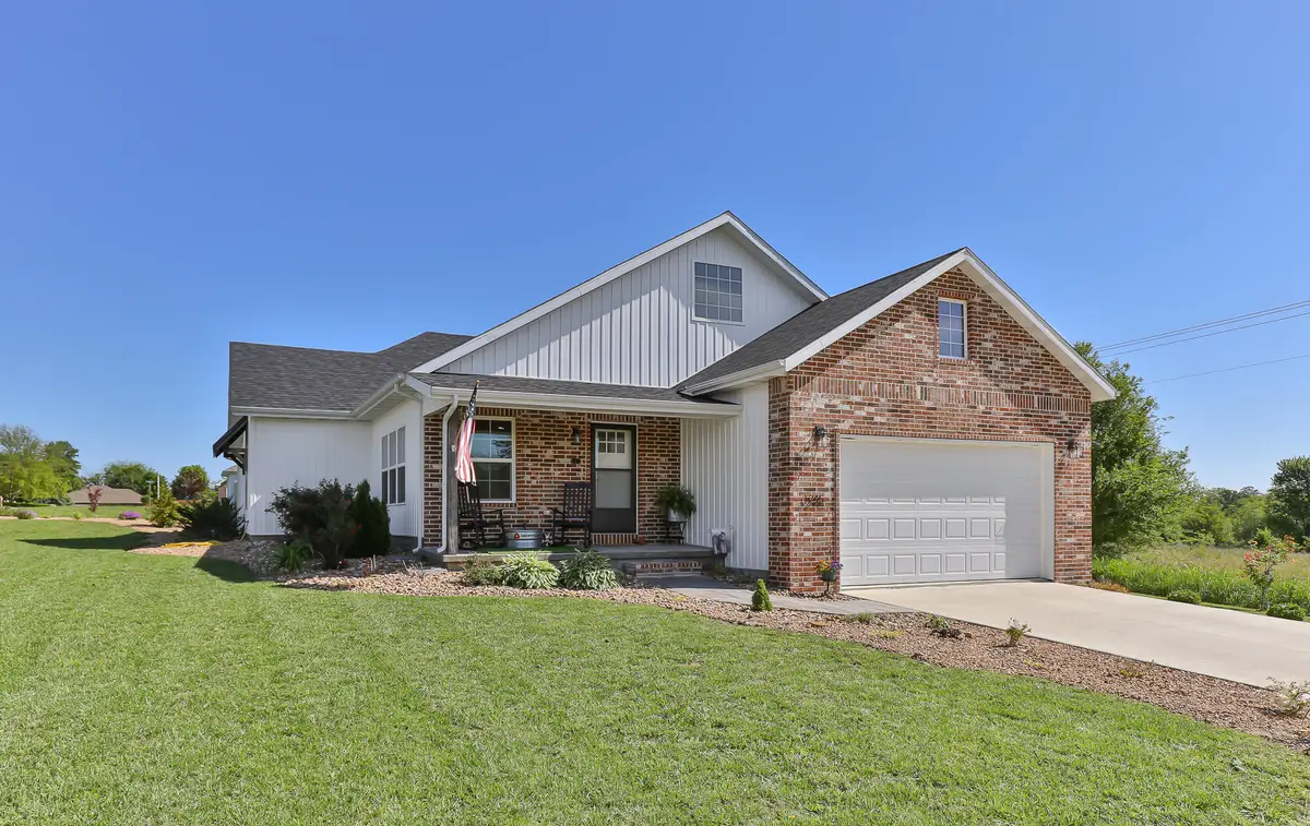 1245 E Keeling Place, Bolivar, MO 65613 - #1