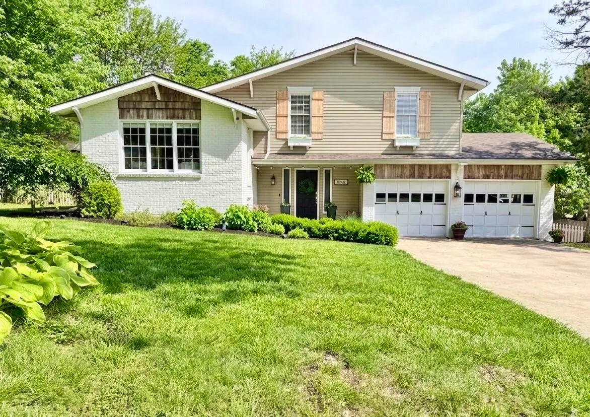 2013 E Swallow Street, Springfield, MO 65804 - #1