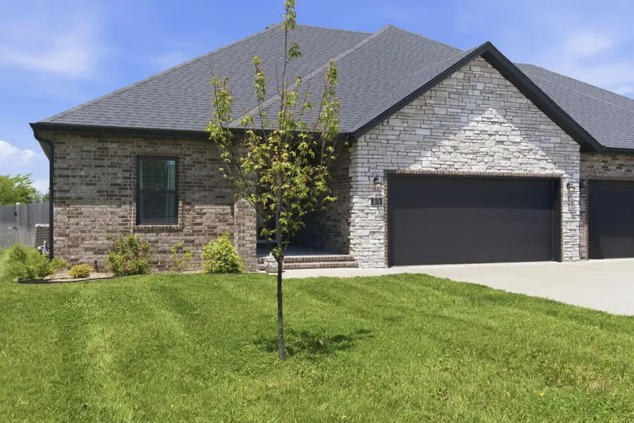 3579 W Camelot Street, Springfield, MO 65807 - #3
