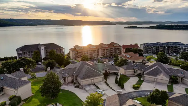 122 Villa Drive #2-4, Hollister, MO 65672