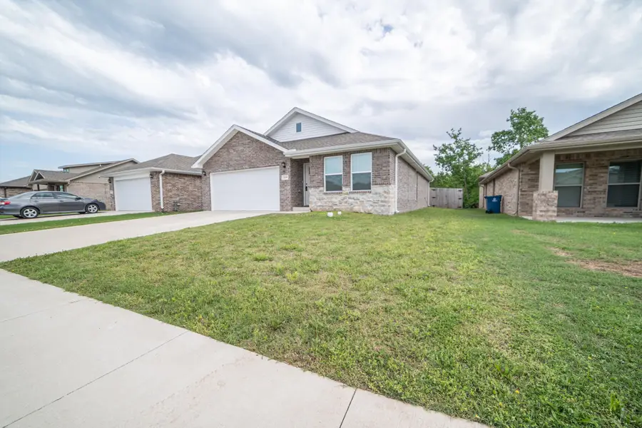 1410 Foundry Drive, Carthage, MO 64836 - #2