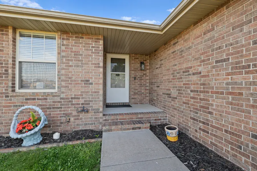 2720 W Cover Drive, Ozark, MO 65721 - #2