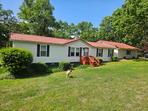 814 County Road 609, Pontiac, MO 65729