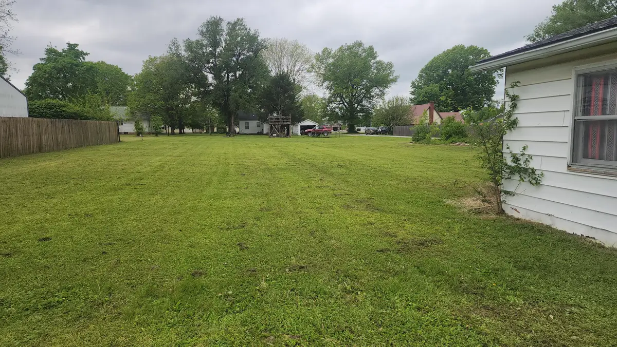 207 N Lilly Street, Greenfield, MO 65661 - #1
