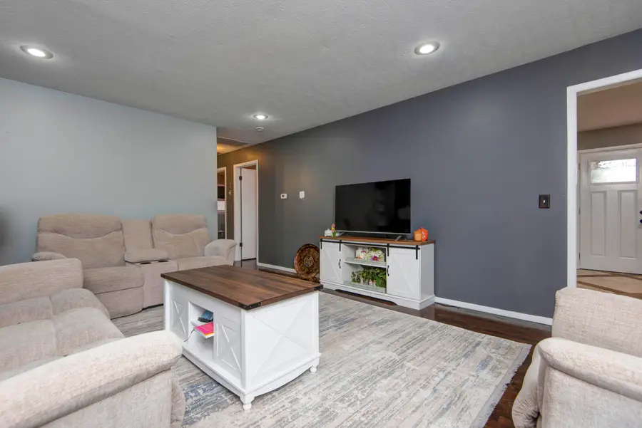 2459 S Clay Avenue, Springfield, MO 65807 - #2