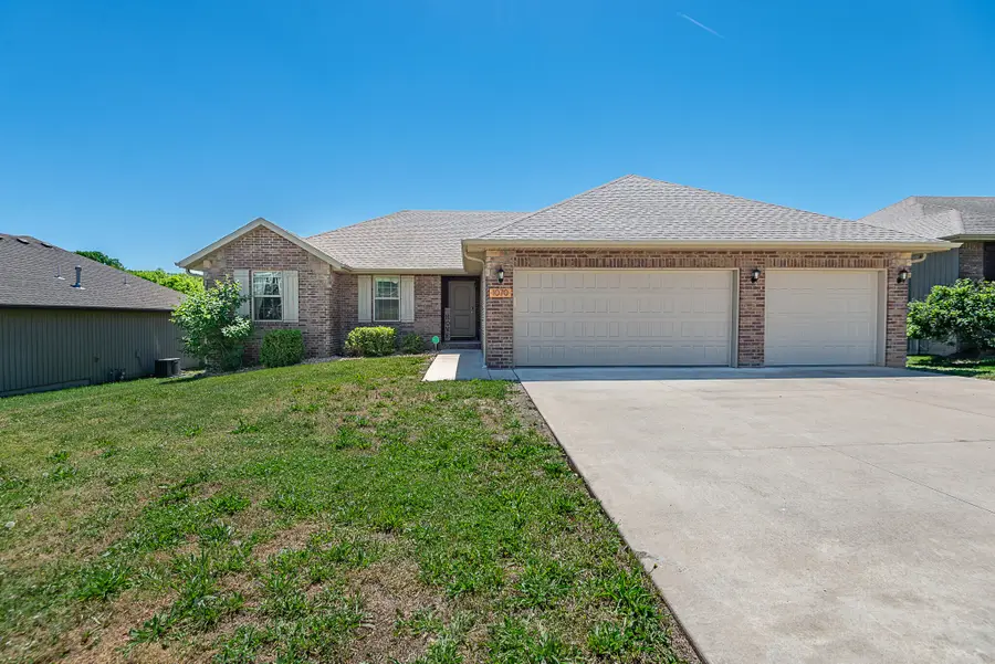 1070 E Lakota Street, Nixa, MO 65714 - #3