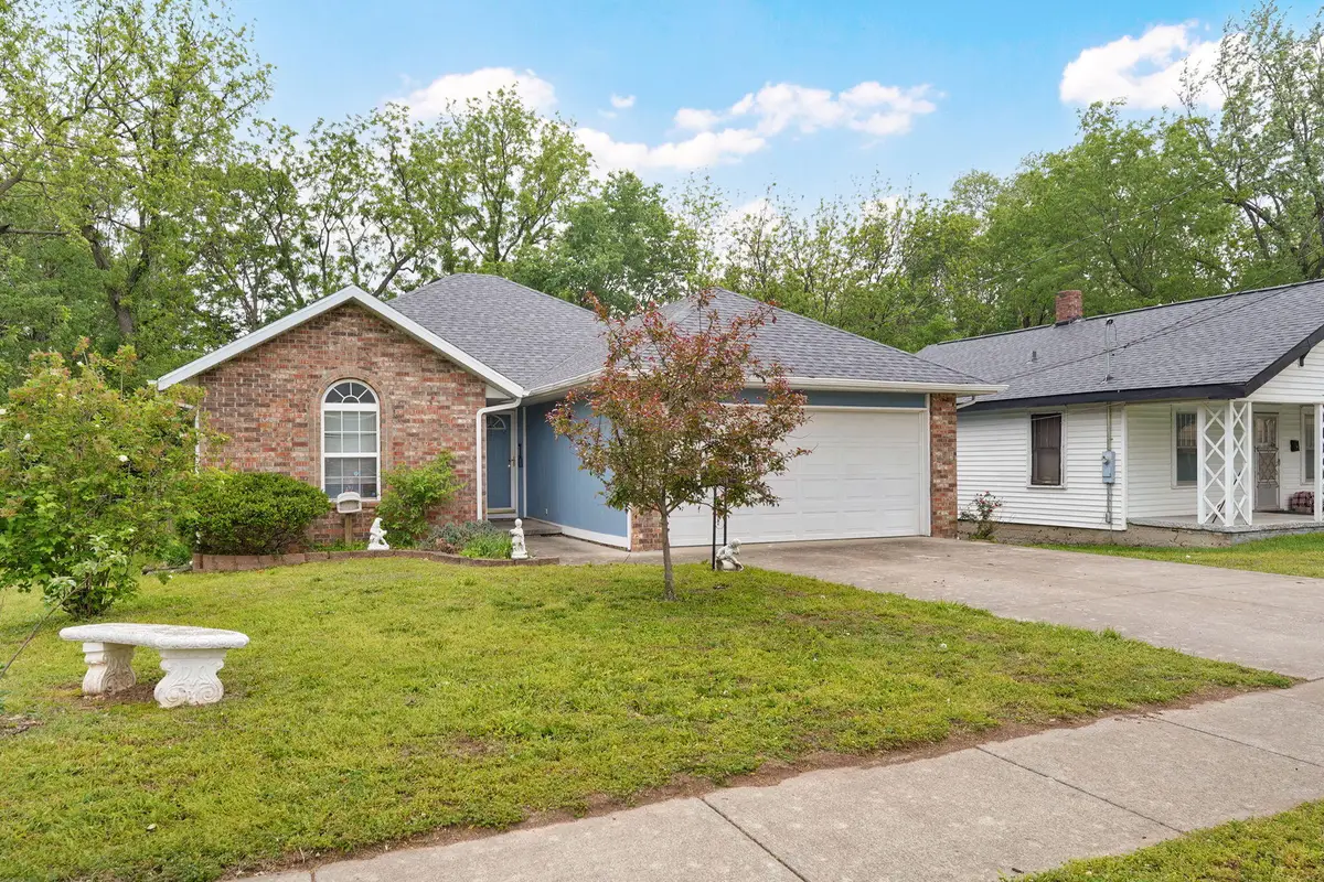 2122 N Nettleton Avenue, Springfield, MO 65803 - #1
