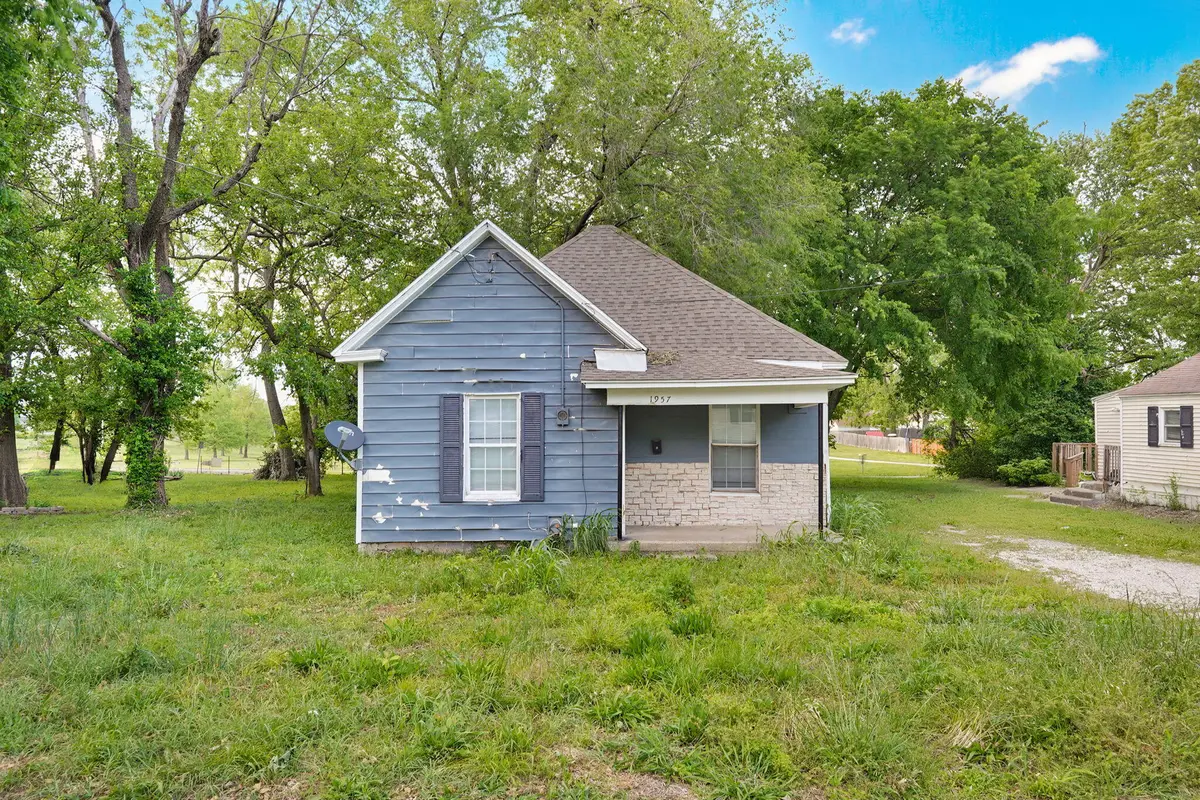 1957 W High Street, Springfield, MO 65803 - #1