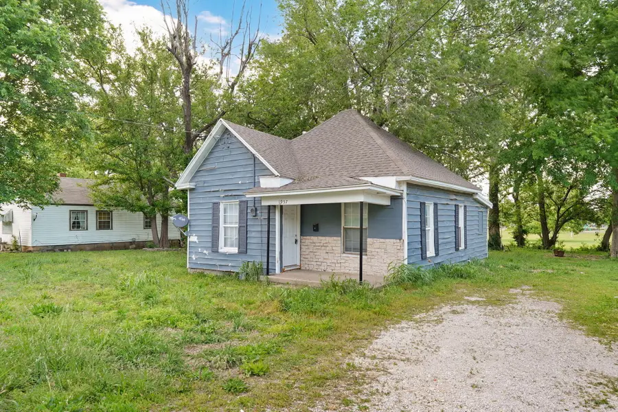 1957 W High Street, Springfield, MO 65803 - #3