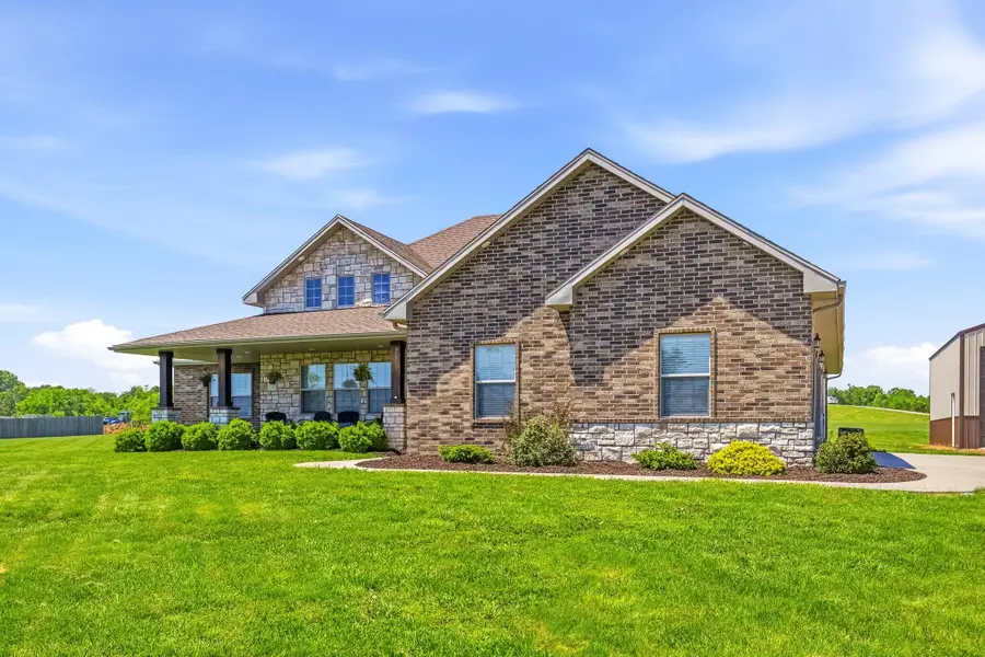 1712 S Songbird Circle, Nixa, MO 65714 - #3
