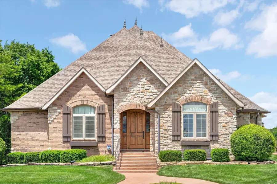 1369 E Anthony Street E, Springfield, MO 65804 - #3
