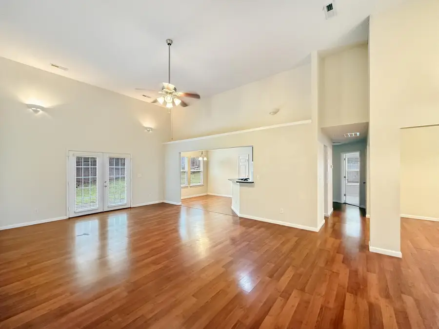 261 Pine Street, Branson, MO 65616 - #2