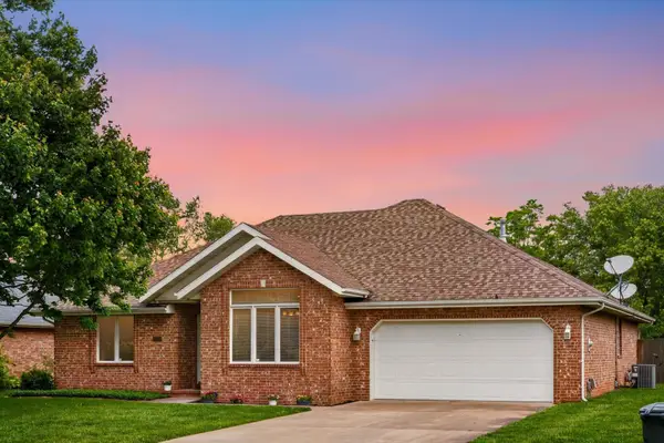 3669 W Roxbury Street, Springfield, MO 65807