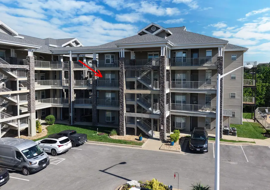 680 Emerald Pointe Drive #Bldg 5 Unit 5, Hollister, MO 65672 - #2