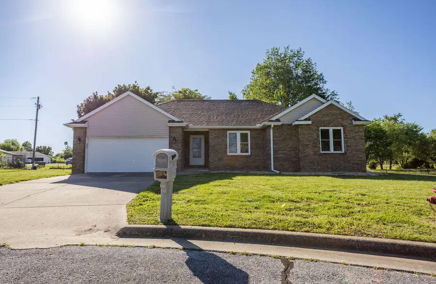 1502 S 17th Avenue, Ozark, MO 65721 - #2