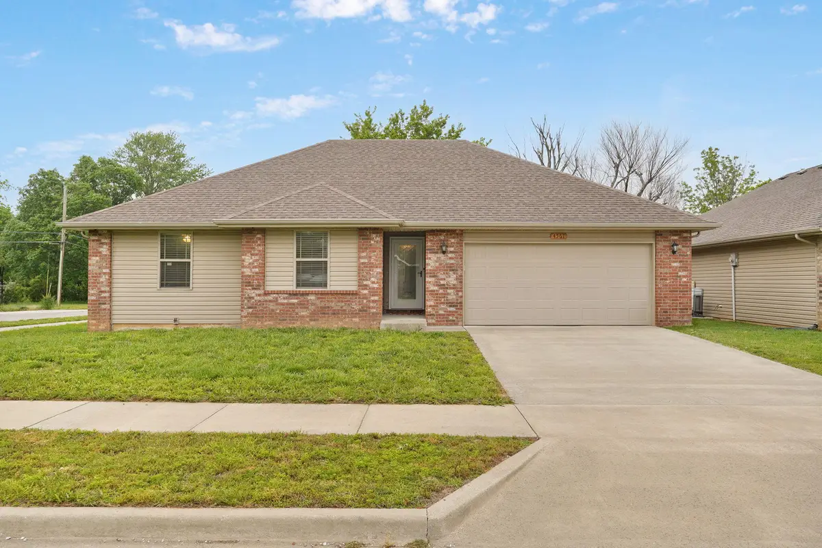 4561 W Tarkio Street, Springfield, MO 65802 - #1