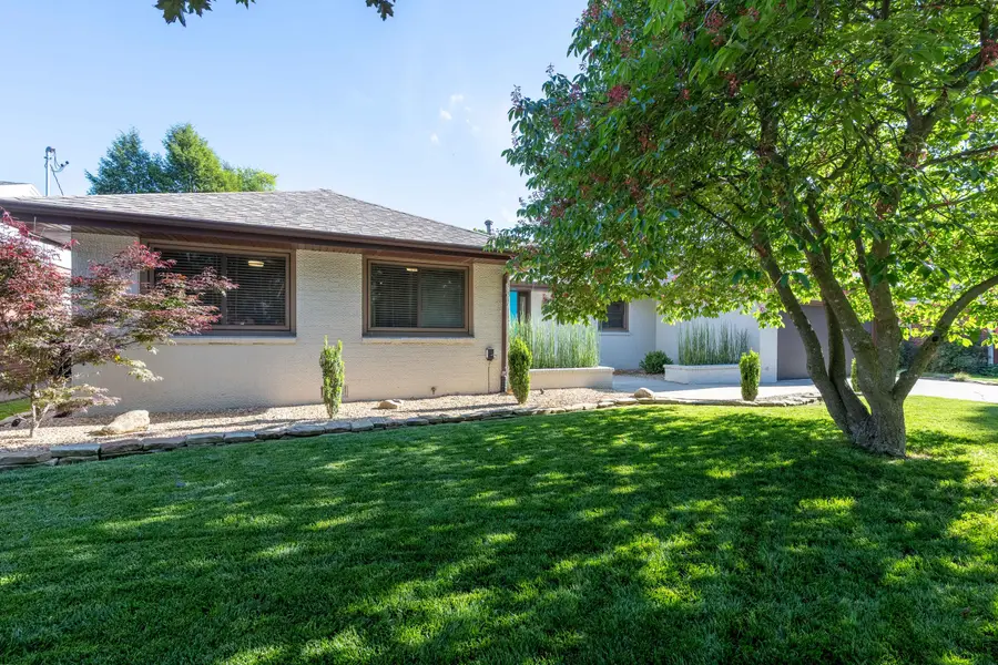1116 E Kingsbury Street, Springfield, MO 65807 - #3