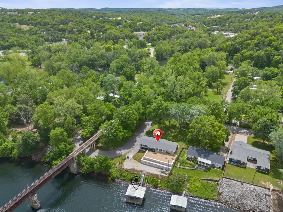 693 Wilshire Drive, Hollister, MO 65672 - #2