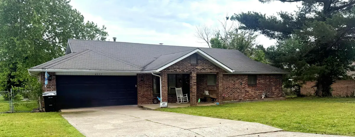 4257 W La Casa Street, Springfield, MO 65802 - #1