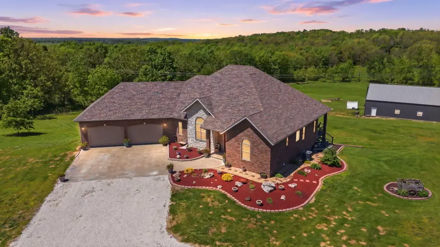 11285 Oak Hill Lane, Mountain Grove, MO 65711 - #3