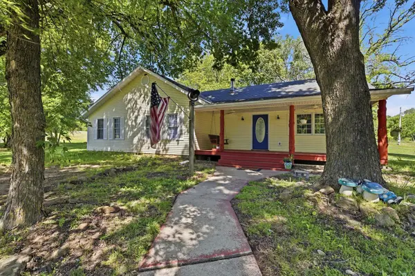 243 E 508th Road, Aldrich, MO 65601