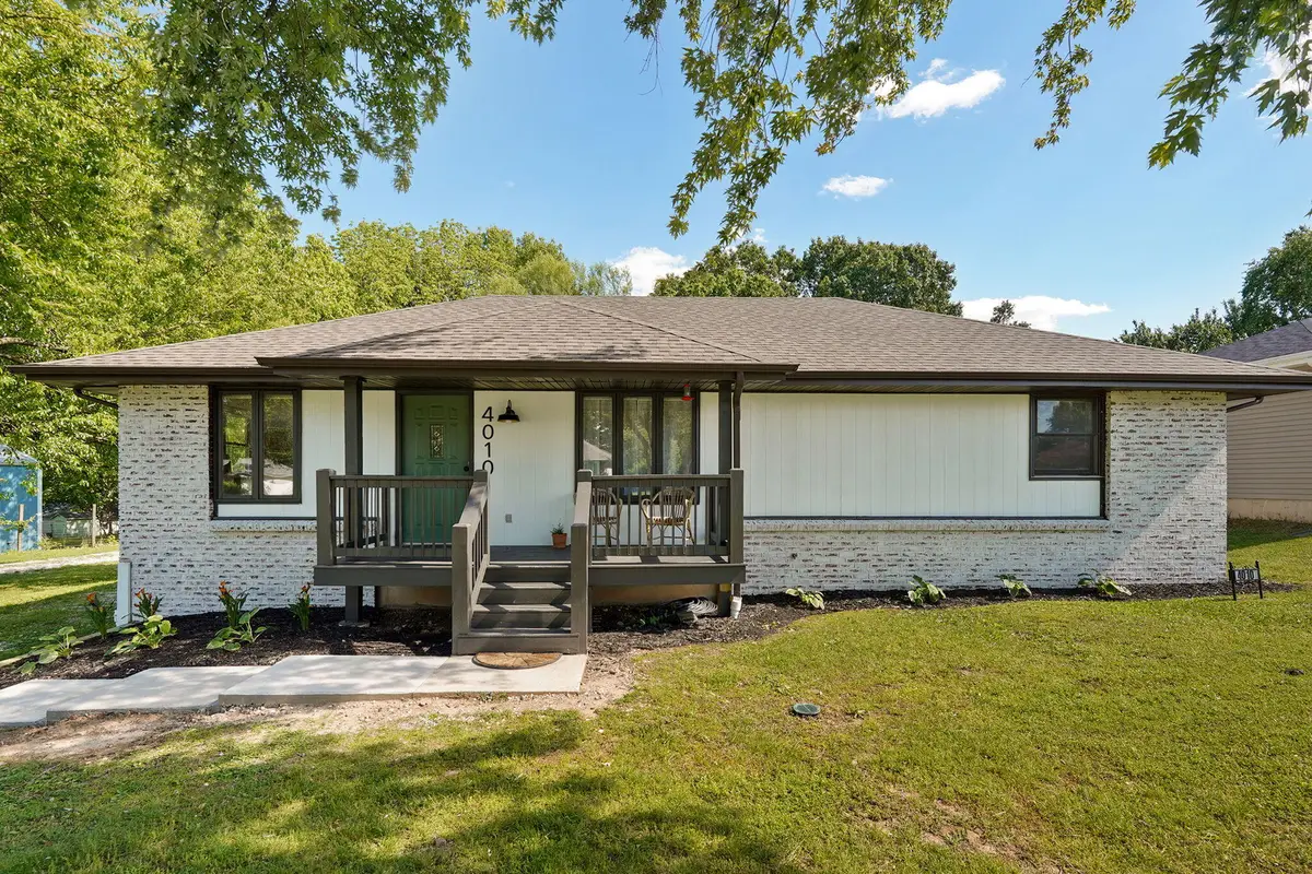 4010 W Dahlia Drive, Battlefield, MO 65619 - #1