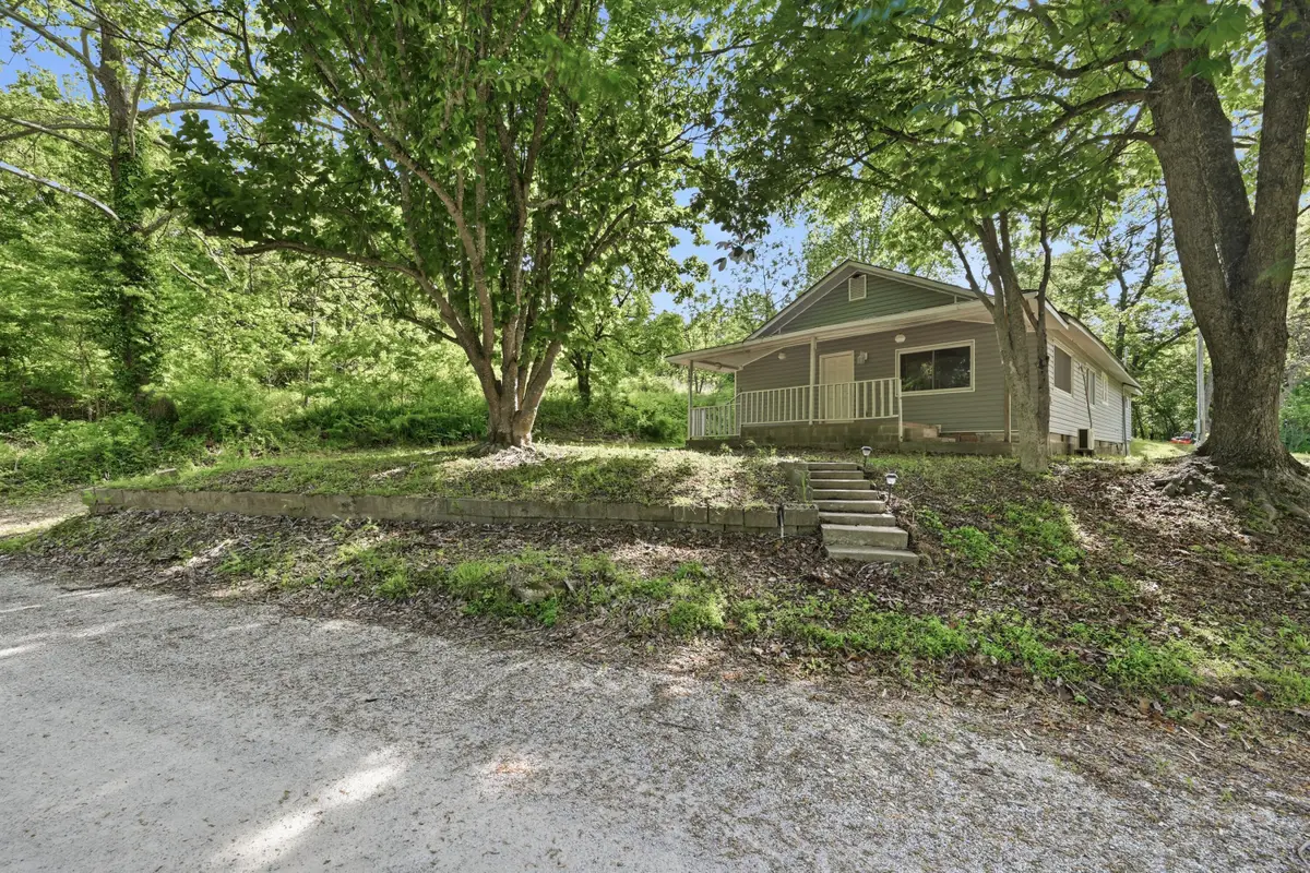5099 Maple Drive, Neosho, MO 64850 - #1