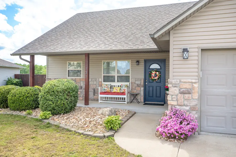 131 Ahner Lane, Hollister, MO 65672 - #2