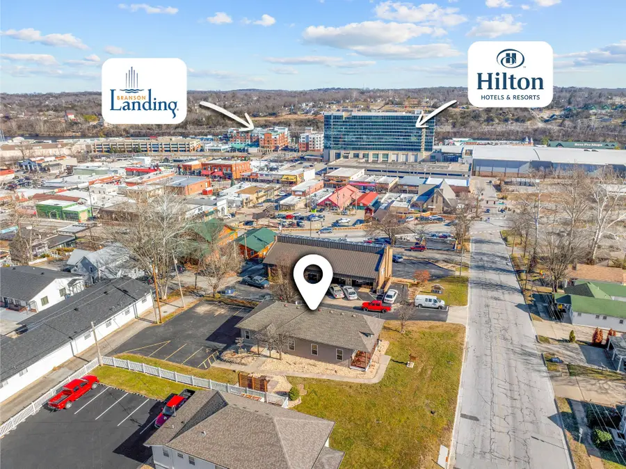 215 W College Street, Branson, MO 65616 - #2