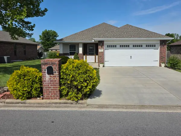 2505 S River Street, Carthage, MO 64836