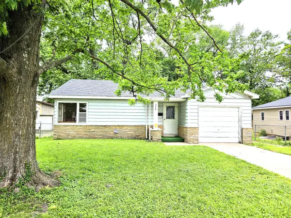 2229 N Kellett Avenue, Springfield, MO 65803