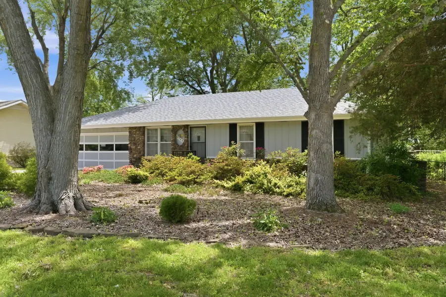 3140 W Wick Street, Springfield, MO 65810 - #2