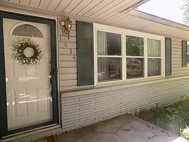 1634 S St Charles Avenue, Springfield, MO 65804 - #2