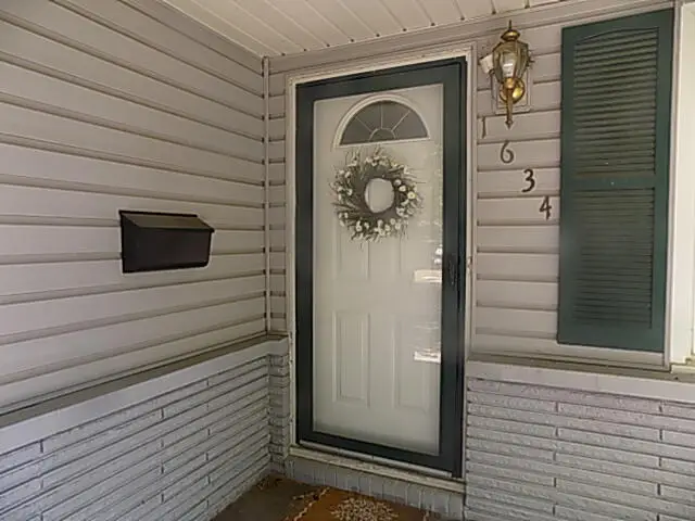 1634 S St Charles Avenue, Springfield, MO 65804 - #3