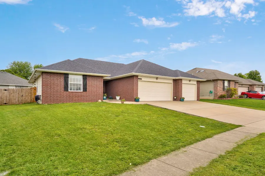 5423 Basswood Court W, Springfield, MO 65802 - #3