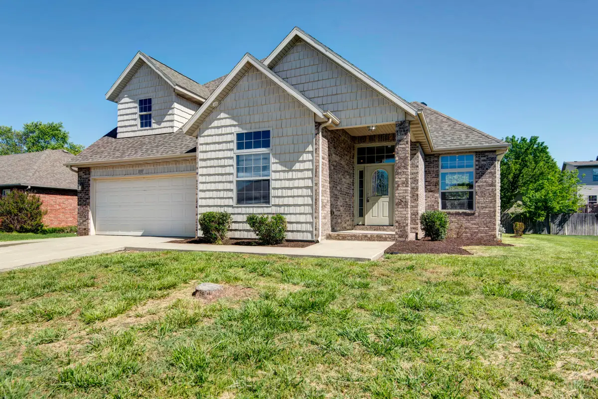 1007 E Lloyd Street, Ozark, MO 65721 - #1
