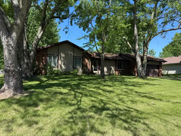 819 Barwick Place, Willard, MO 65781