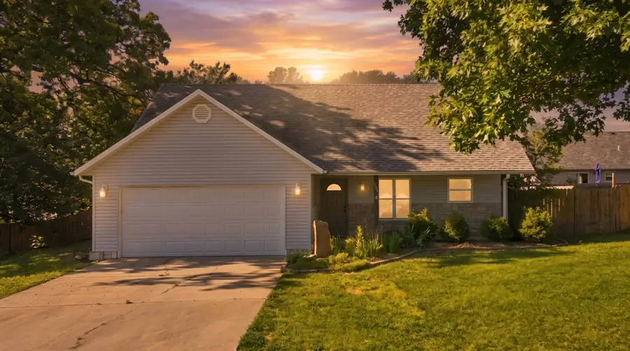 130 Hemlock Court, Hollister, MO 65672 - #3