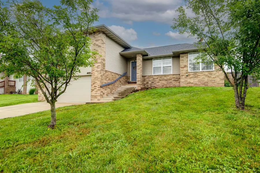 3808 N Spring Brooke Avenue, Springfield, MO 65803 - #2