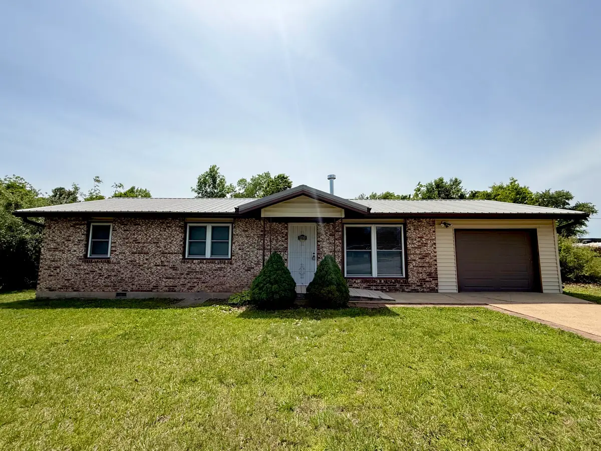 1230 Dewey Street, Houston, MO 65483 - #1