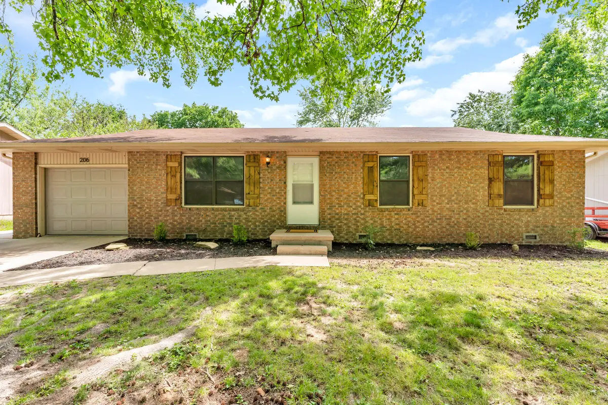 206 E Scott Wayne Drive, Nixa, MO 65714 - #1