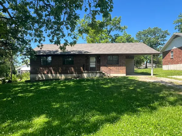 505 N Grand Street, Willow Springs, MO 65793